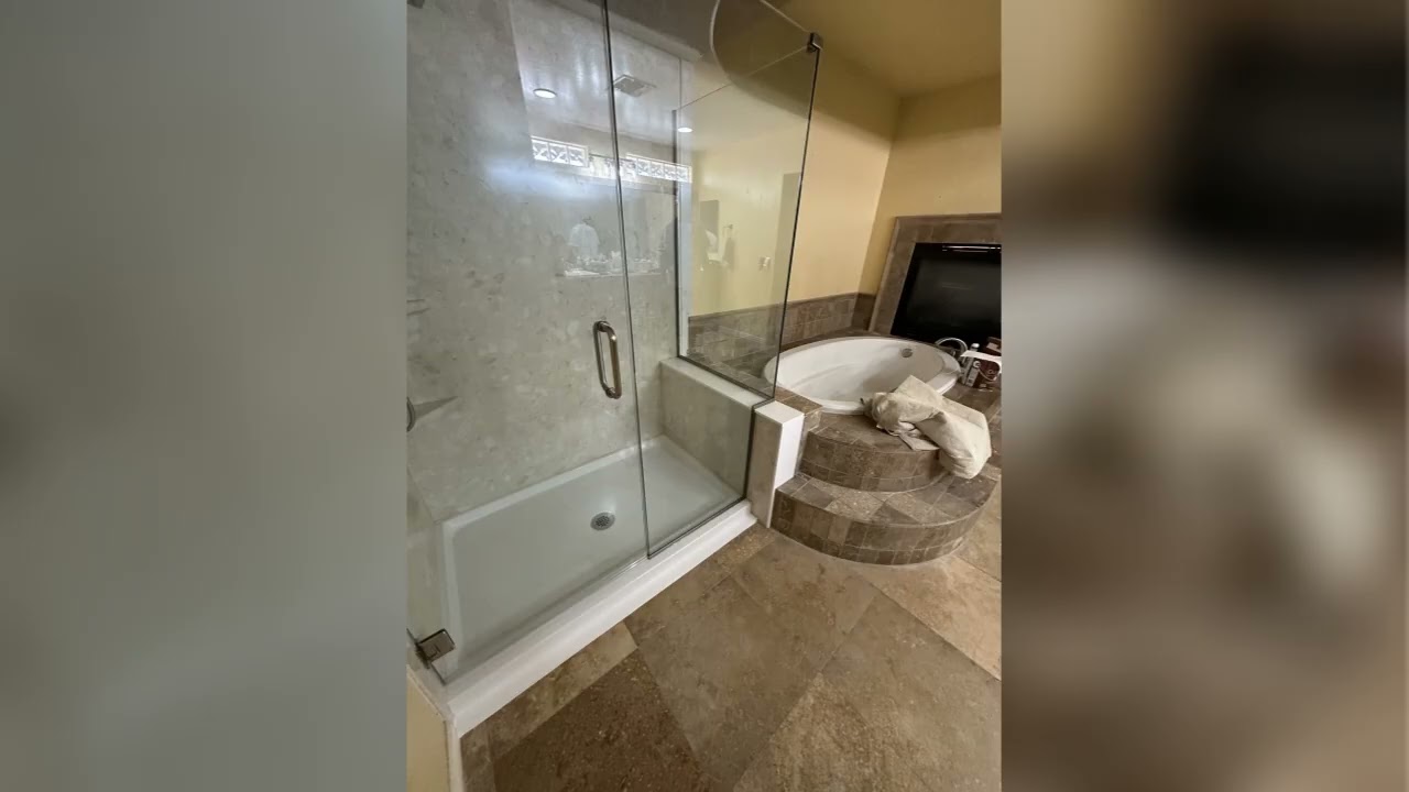 Bathroom Remodeling Experts in Phoenix: 1 Day Tub to Shower & Jacuzzi Bath Upgrades