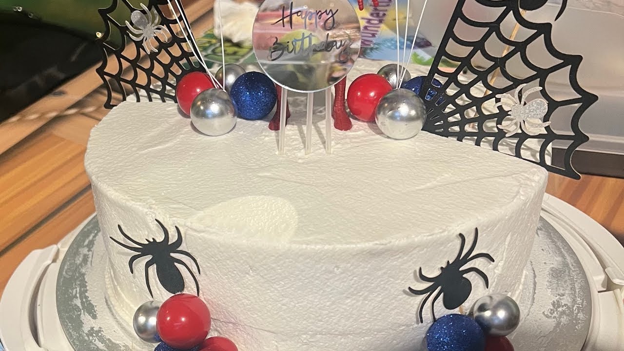 Spider- man  doğum günü pastası!!!