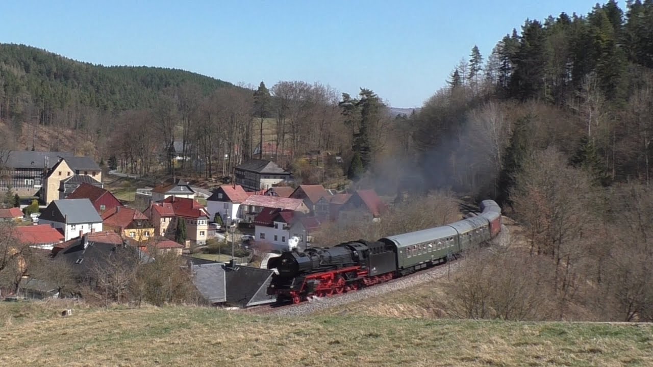 Dampflok 03 2155-4 in Paulinzella
