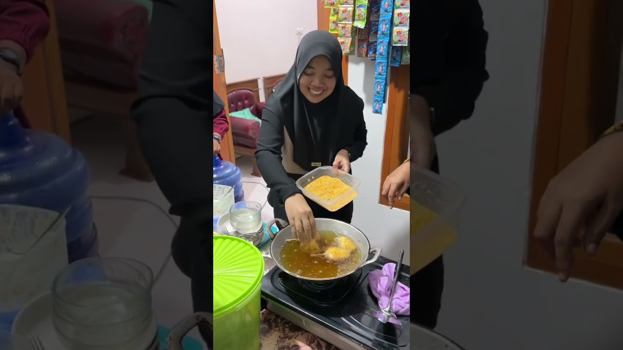 Pergi jajan kewarung pinggir sawah