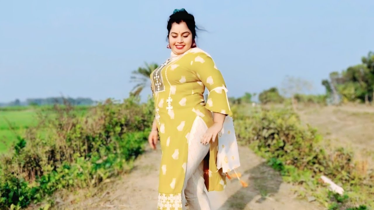 তুই বিনে মন মানে না/Tui Bine Mon Manena Bondhu/Bangla Anupam Albam Move Song/New Dance Subrna