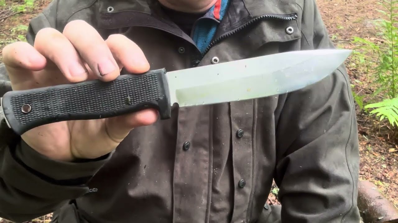 Survival knives Vs Camp knives - Fallkniven A1, Ontario RD6, Busse battle mistress