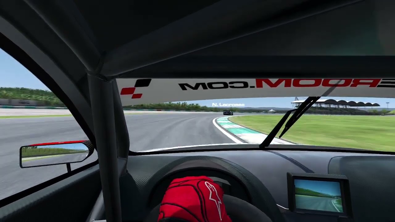 RaceRoom | Sepang Circuit | Lap 2:10.568