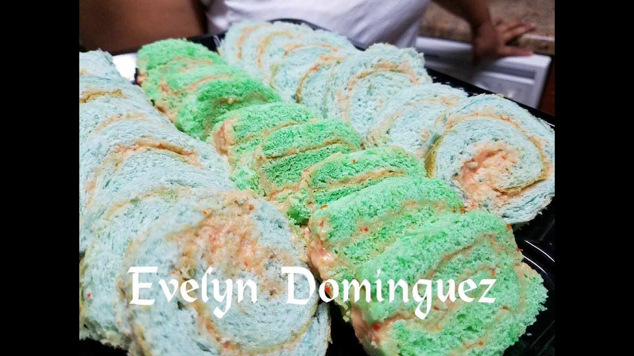 Sandwichitos de  colores con Pan hecho en casa