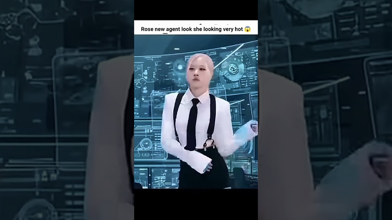 rose agent look 😊🌹 