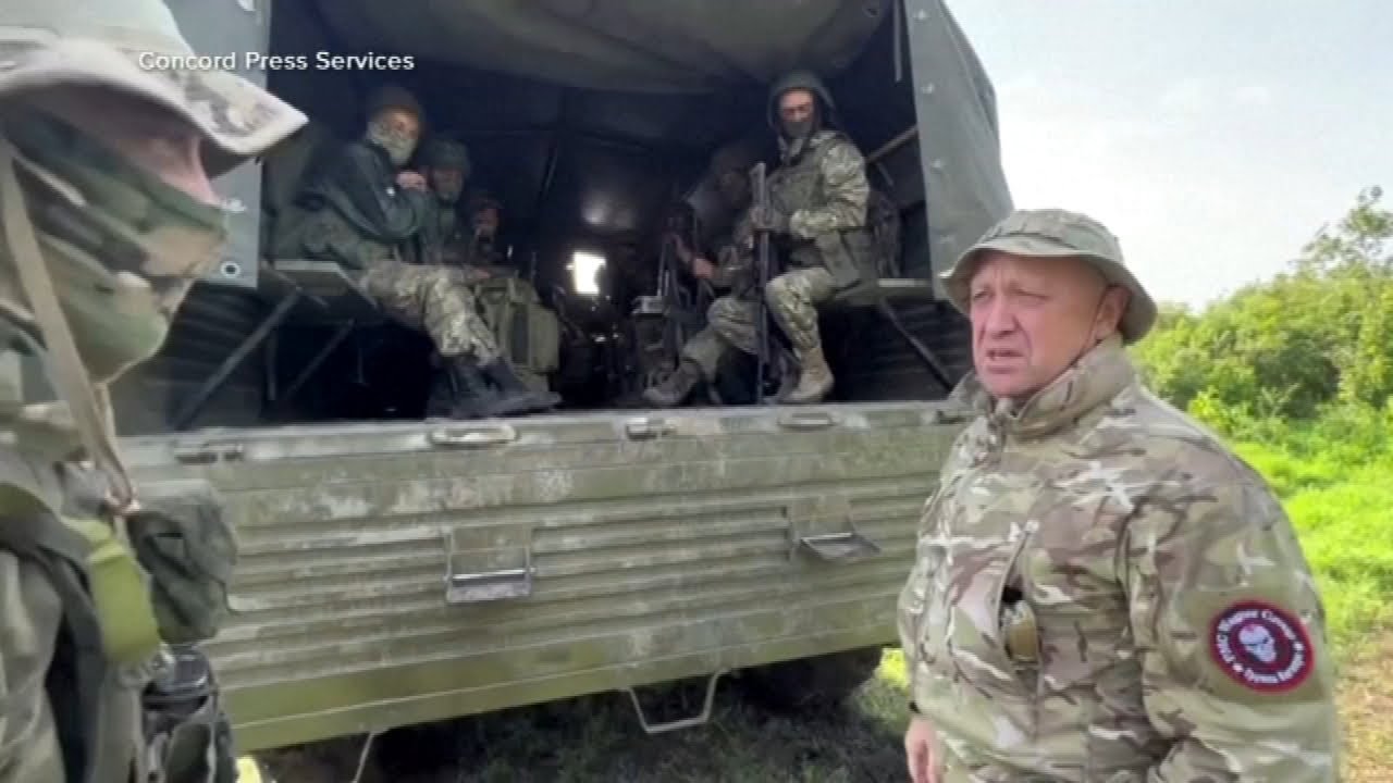 Russian revolt reveals cracks within Putin's control