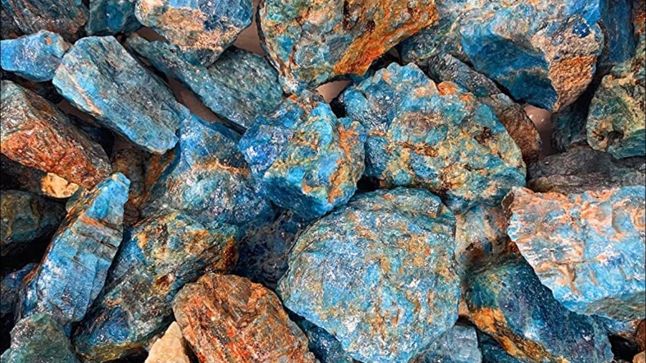 Blue Apatite Crystal 💎