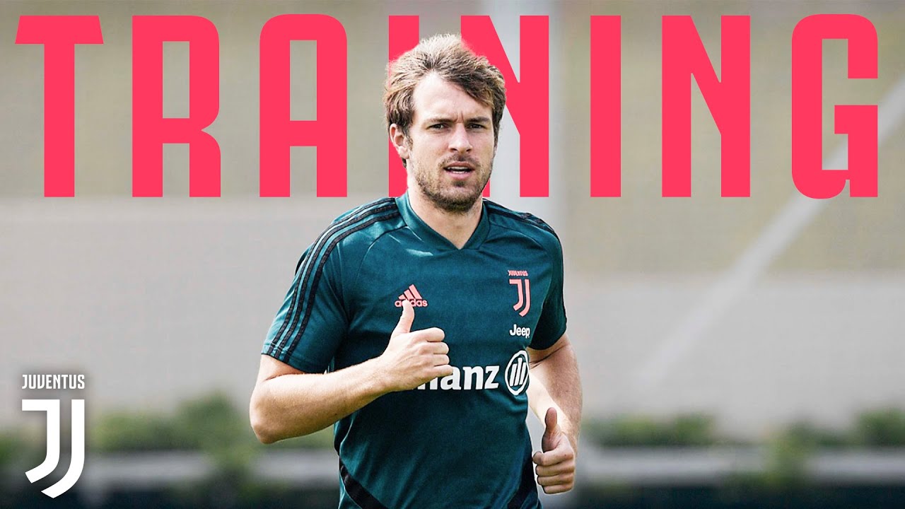 Juventus Players Complete Drills as Training Continues! ⚽