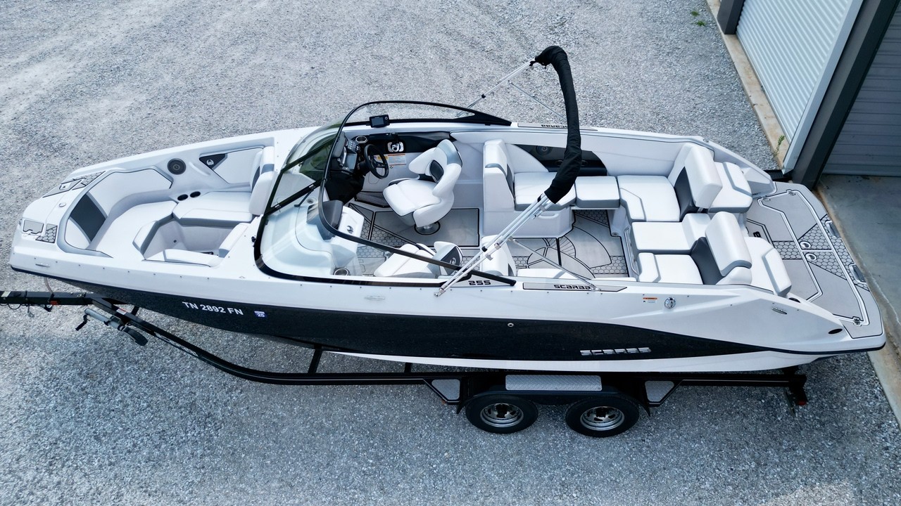 SOLD - One-Owner 2018 Scarab 255G Jet Boat near Norris Lake Tennessee