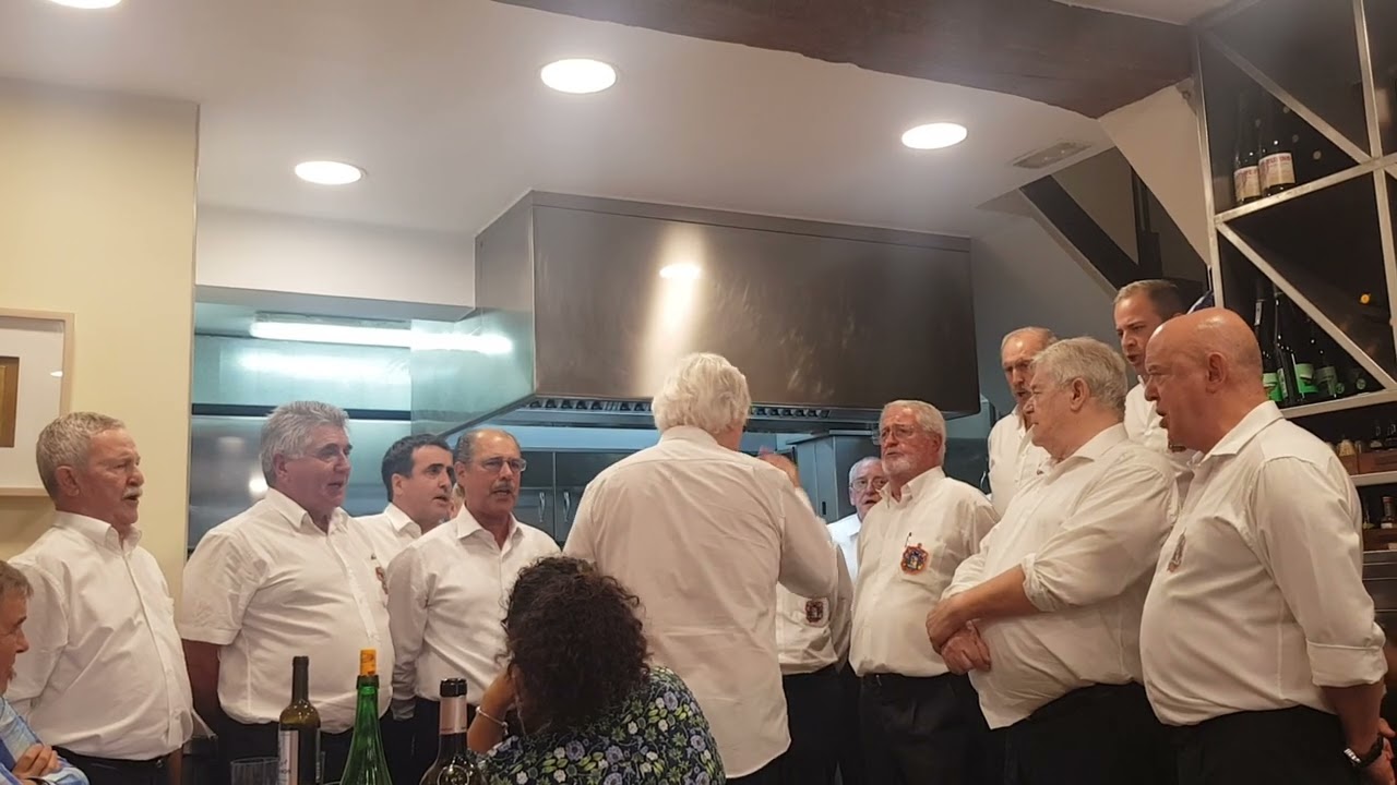 Orfeon de la Castaña  01  - Sociedad Gastronómica  Aitzaki