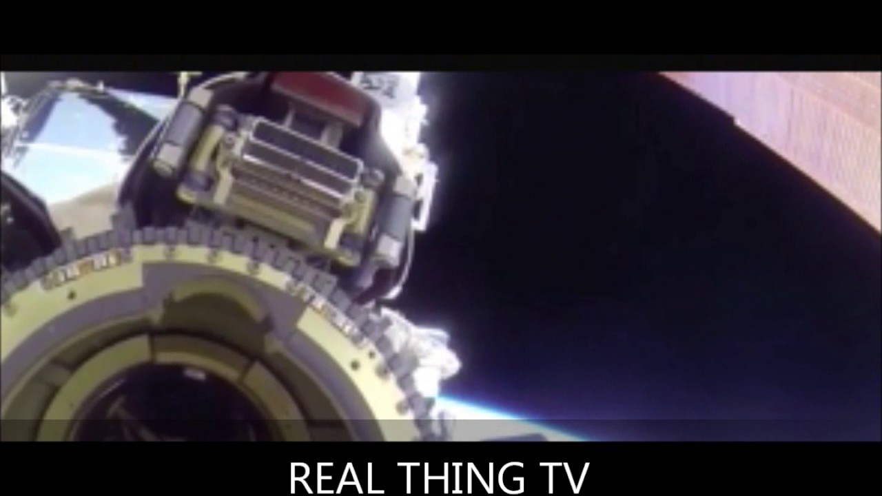 'Monster UFO' appears by International Space Station 'before NASA cuts camera feed'