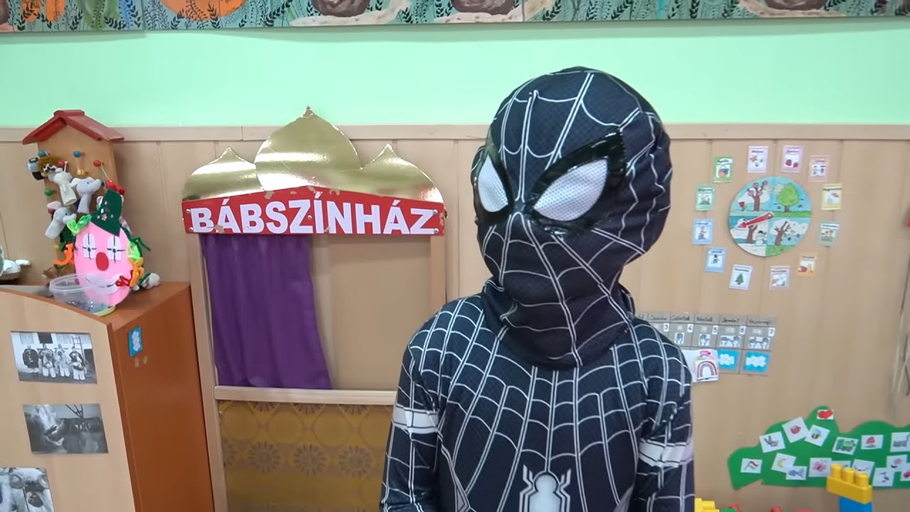 Farsangi maskarázás a Szivárvány csoportban  2023. február 17
