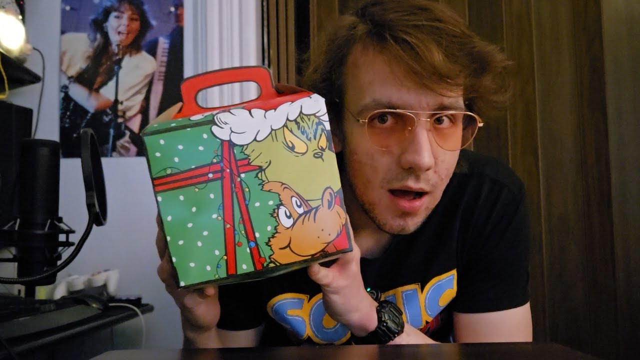 McDonald's Grinch Meal Review!