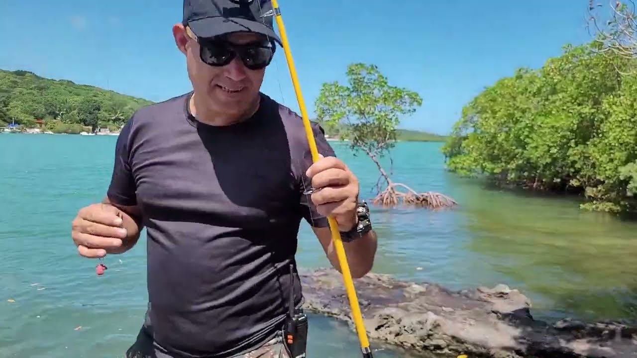 Acampamento Raiz às Margens de um Rio Azul | Trilha Desconhecida e Conexão com a Natureza