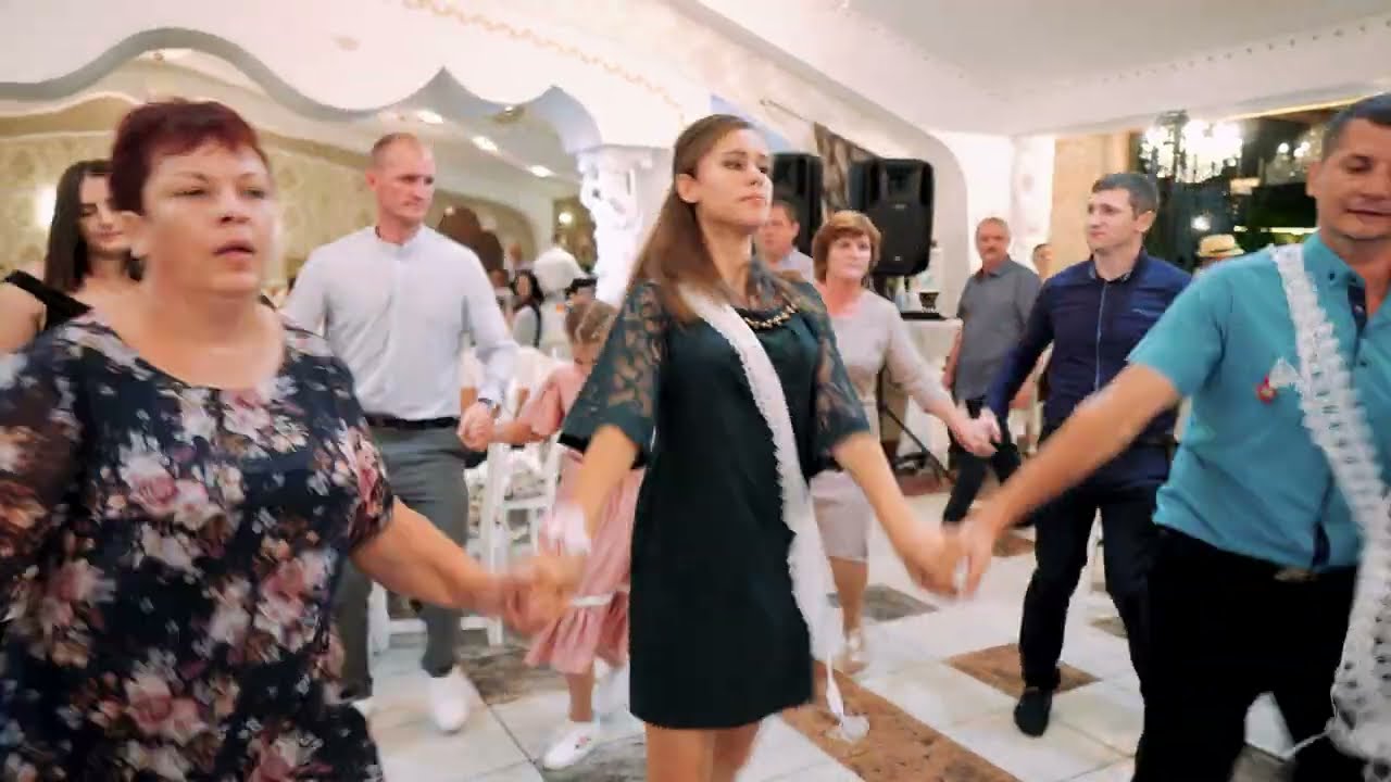 Suită de melodii cu Galina Botezatu la o nuntă frumoasă