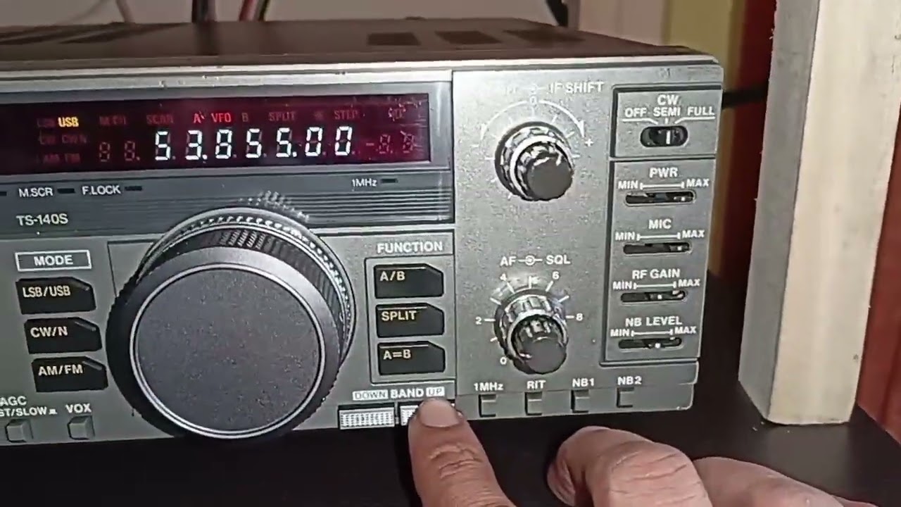 KENWOOD TS 140S