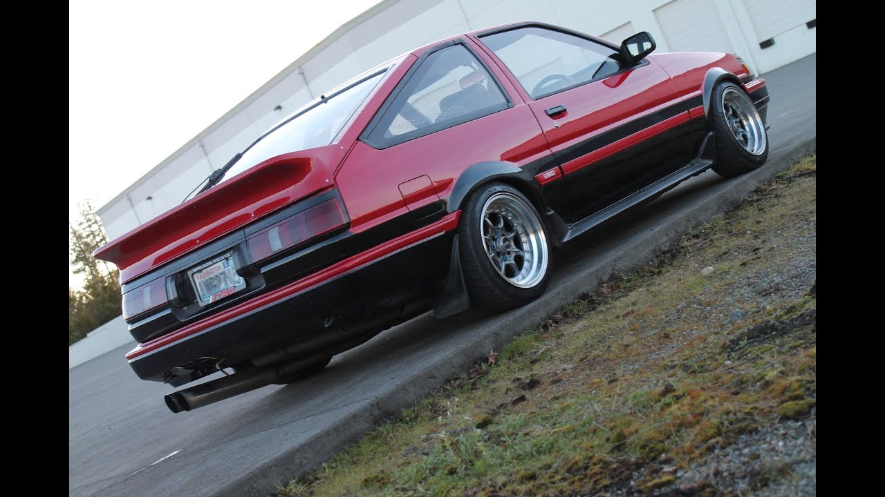 AE86 Levin Touge runs and fun.