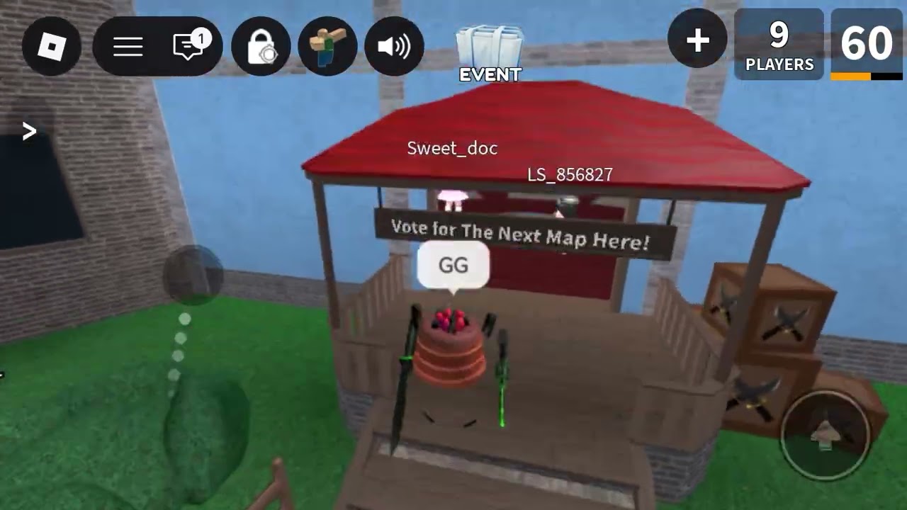 PLAYING MM2
