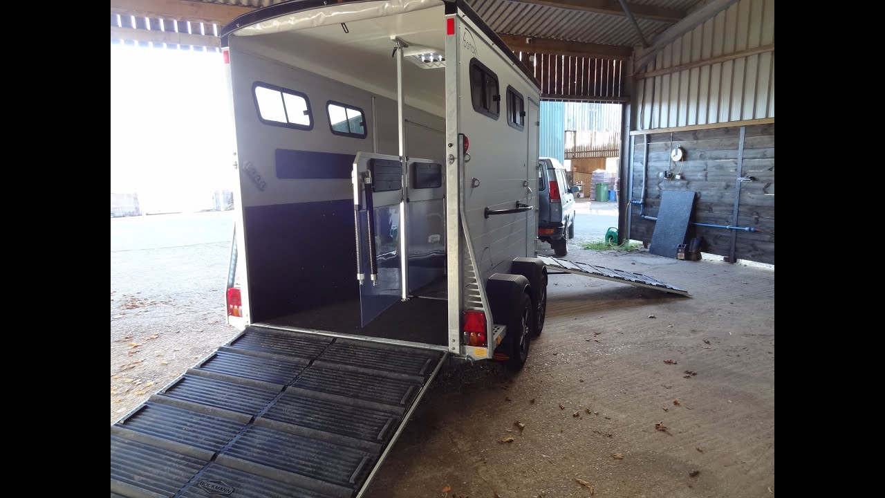 2 Horse Trailer with front ramp Bockmann Portax LK