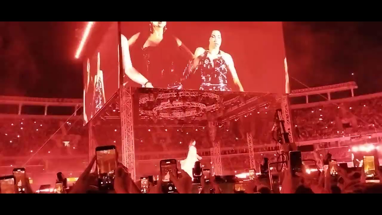 PAMPITA ENLOQUECIÓ RIVER PLATE 13.12.2025 (APERTURA JOJO DESFILE)