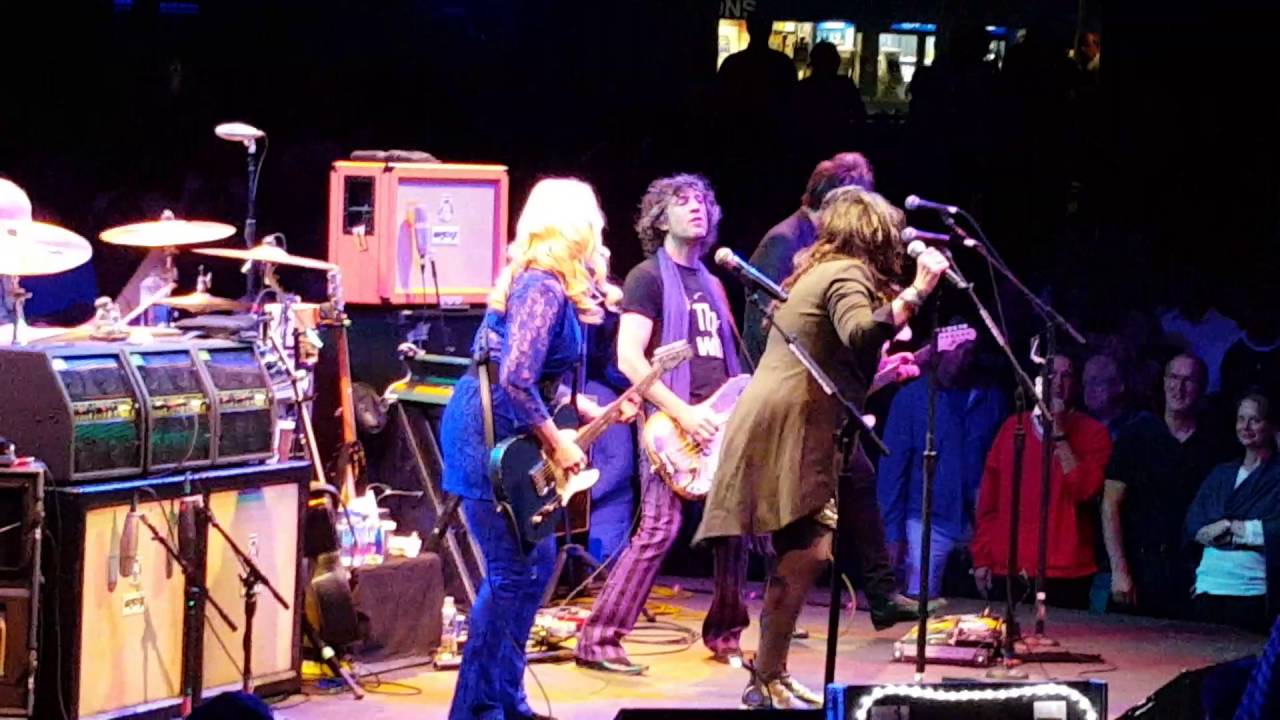 Heart-Kick It Out 6/25/16 Hyannis,Ma Cape Cod Melody Tent