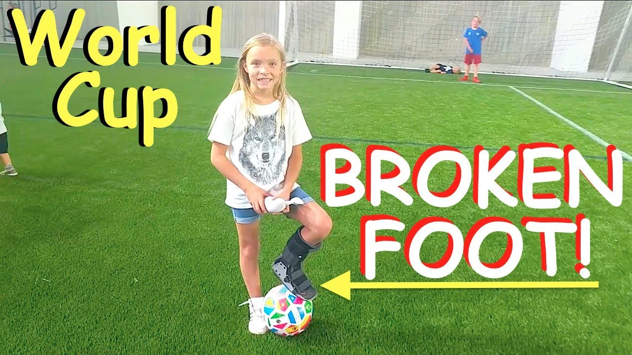 ⚽️Playing WORLD CUP with a BROKEN FOOT!👣
