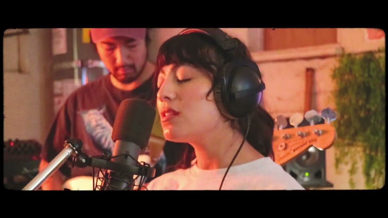 Tyzo Bloom - Lucky (Live Sessions)