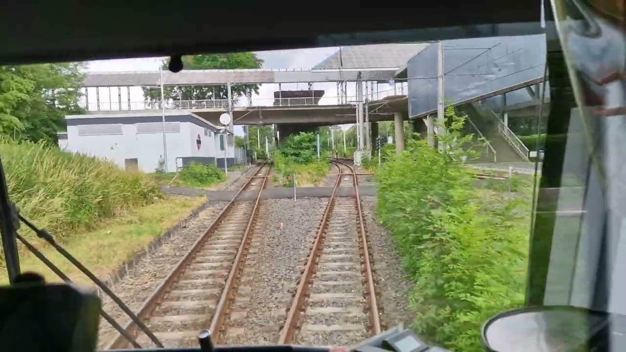 Tram linie 302 Gelsenkirchen von Arena Auf Schalke zur Willy Brandt Alle.Asamorh Ansage