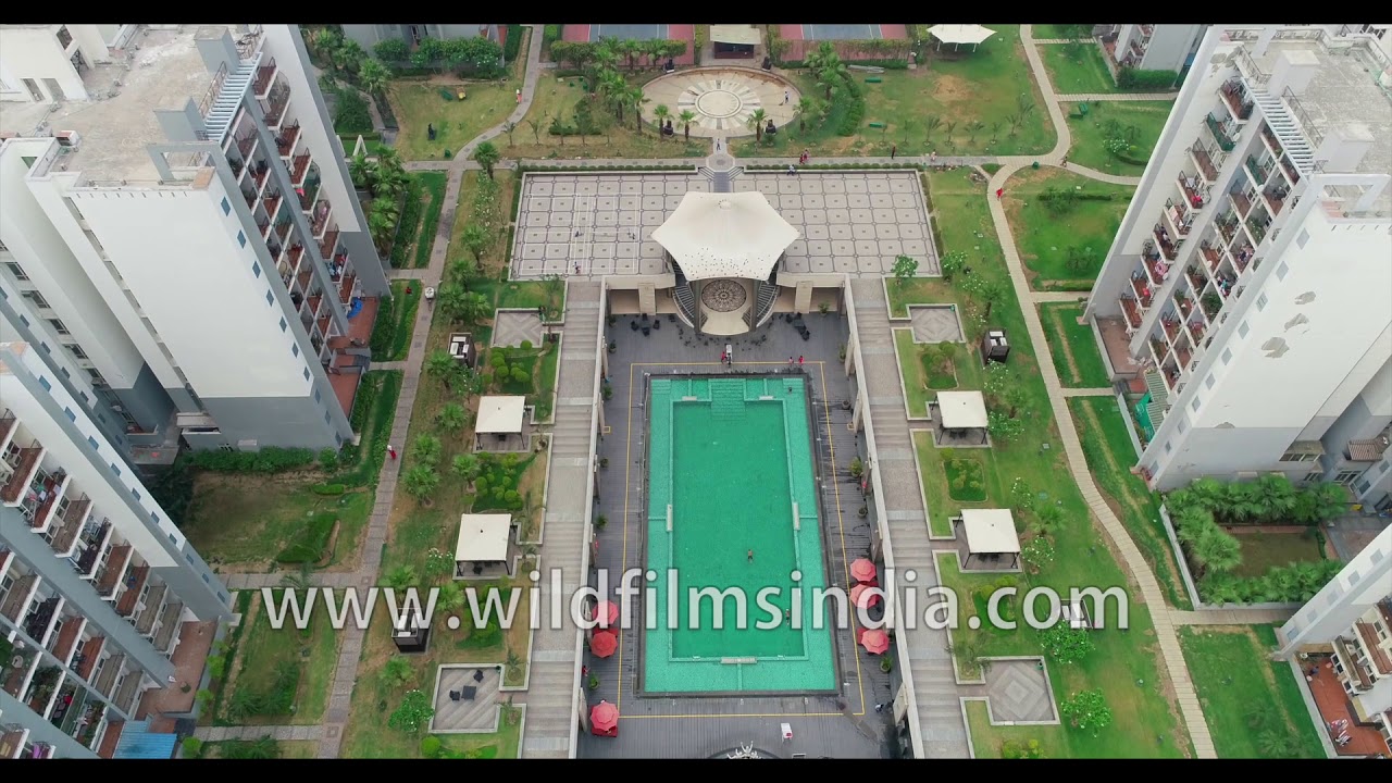 A closer look at the Grand Omaxe Township in Sector 93-b, Noida