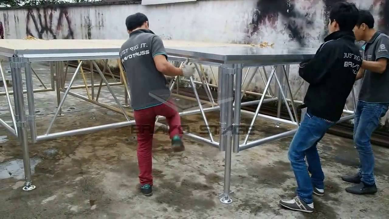 Bravo Stage aluminum stage super easy set up-acylic stage