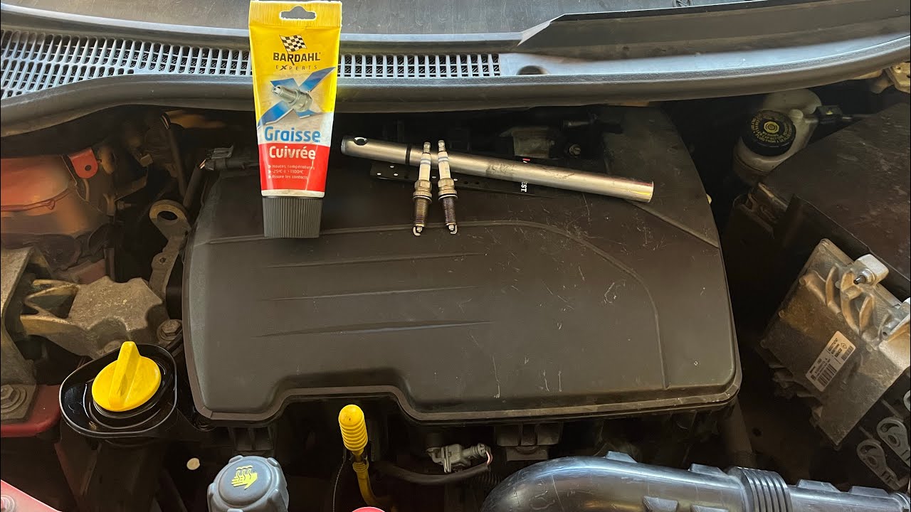 Comment changer ses bougies sur une Twingo 2