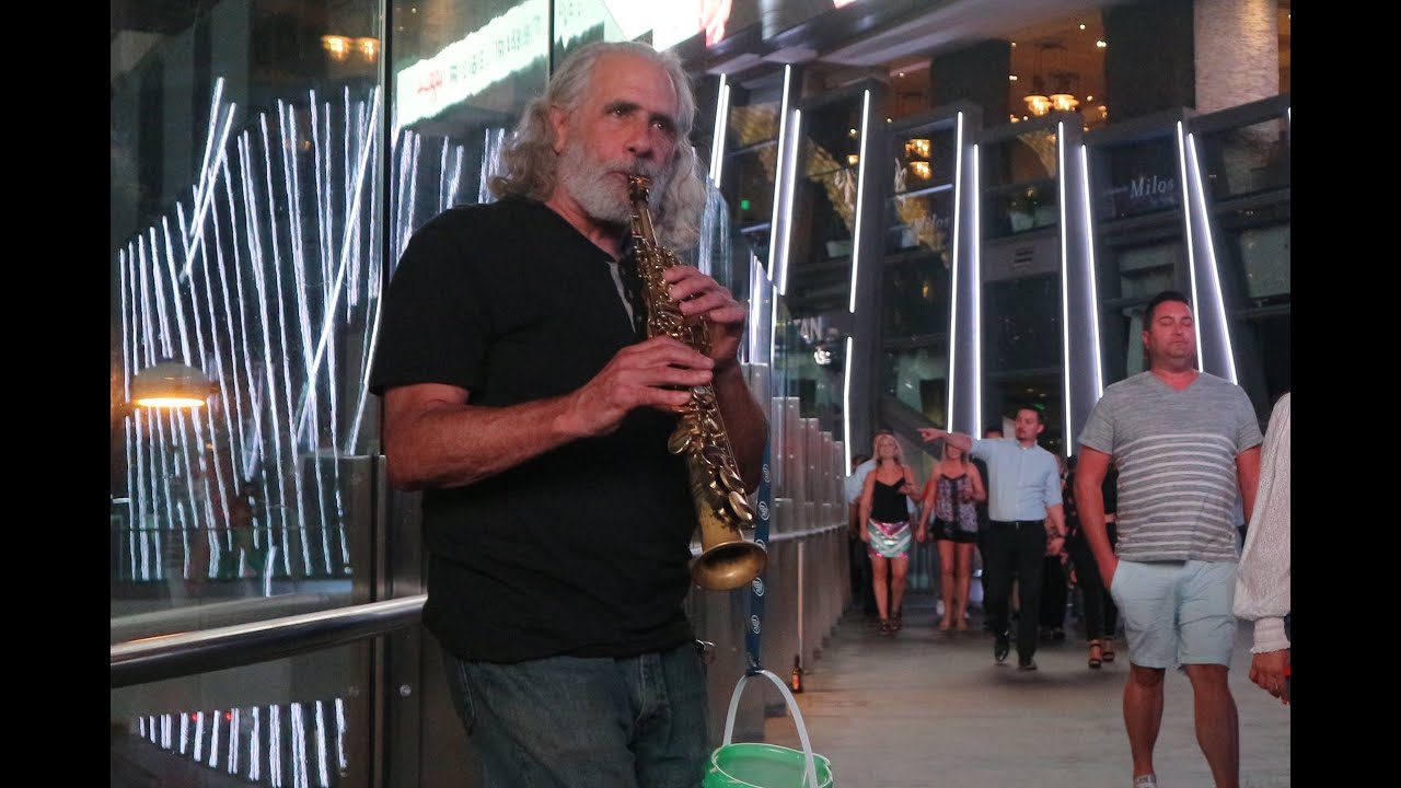 Street Musician Harassed by Las Vegas Police | 
