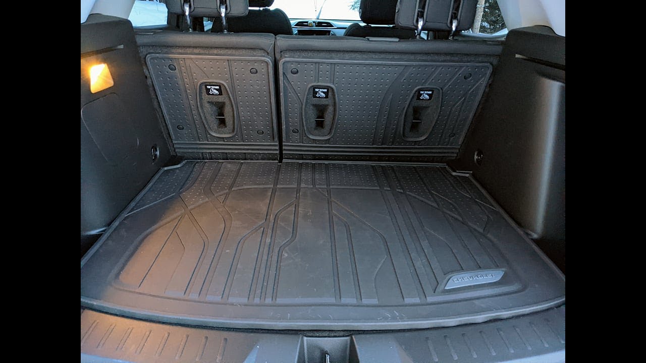 Cargo liner installation for 2022 Chevrolet Trailblazer LT