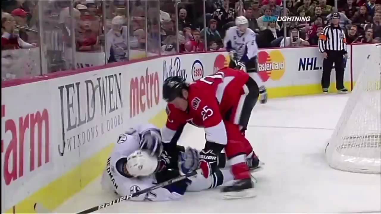 Steve Downie vs Chris Neil Nov 5, 2009