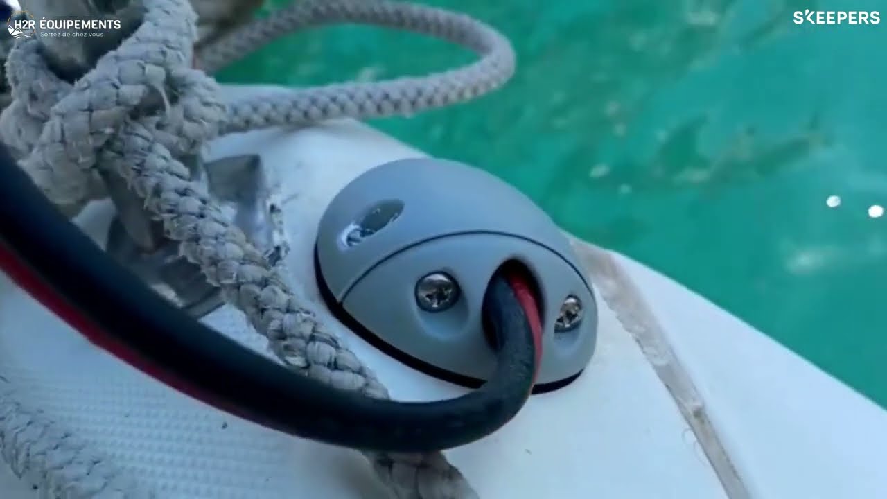 Passe-fils extra plat pour bateau, fourgon am&eacute;nag&eacute; et camping-car - Pr&eacute;sentation et installation