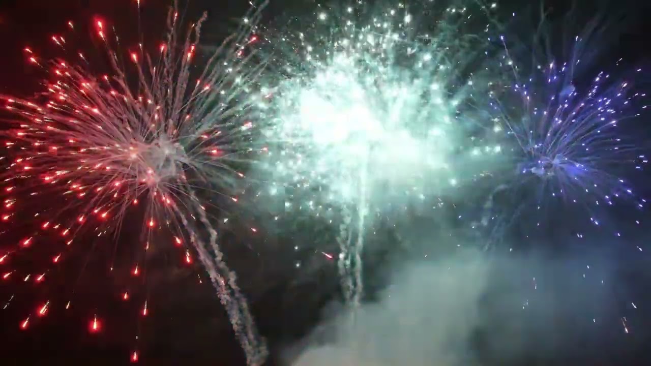 225S-F2-ASS | 225 shots | F2 | MegaFireworks