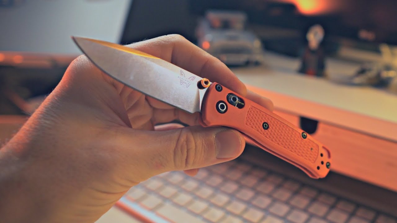 N&oacute;ż Benchmade Bugout Mini recenzja rok od zakupu. Czy nadal go używam?