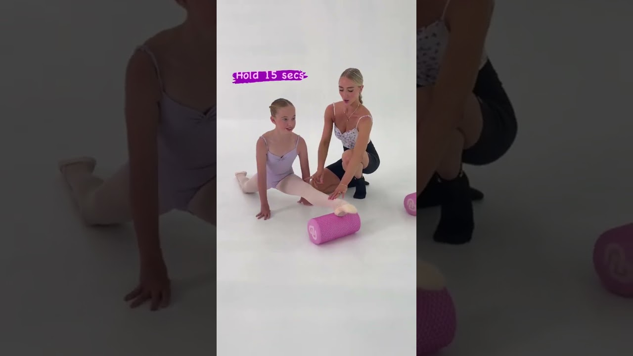 Awesome splits!! How to get flat on your splits 101 🩰 Credits to claudiadeanworld #ballet