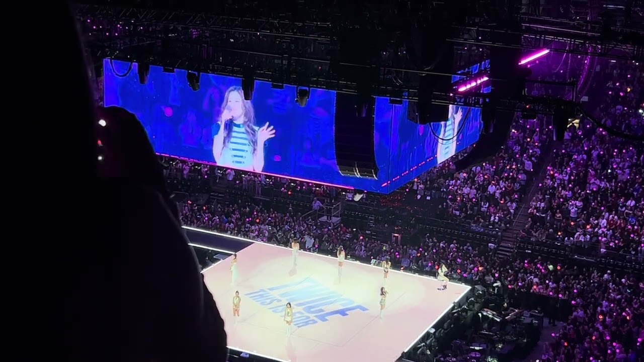 Twice ‘This Is For’ Tour, Twice introduce themselves Phoenix 1/28/26