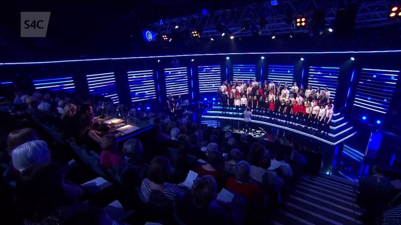 Côr Sioe Ieuenctid Môn - Tybed lle mae hi heno?