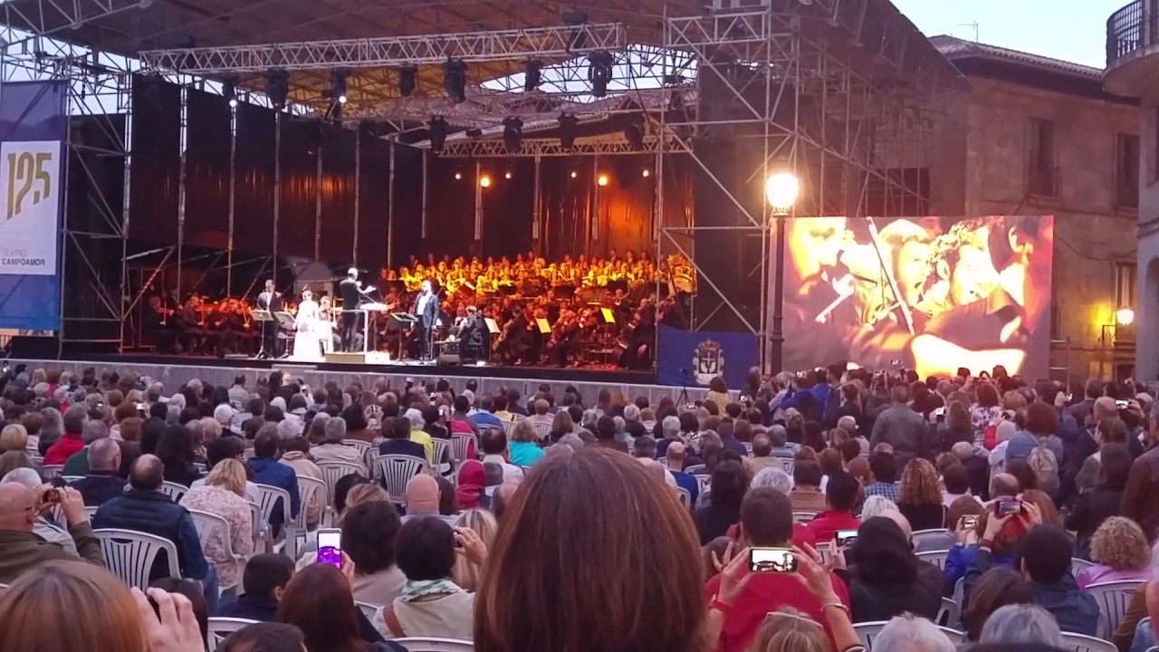 Carmina Burana en Plaza de la Catedral de Oviedo 2