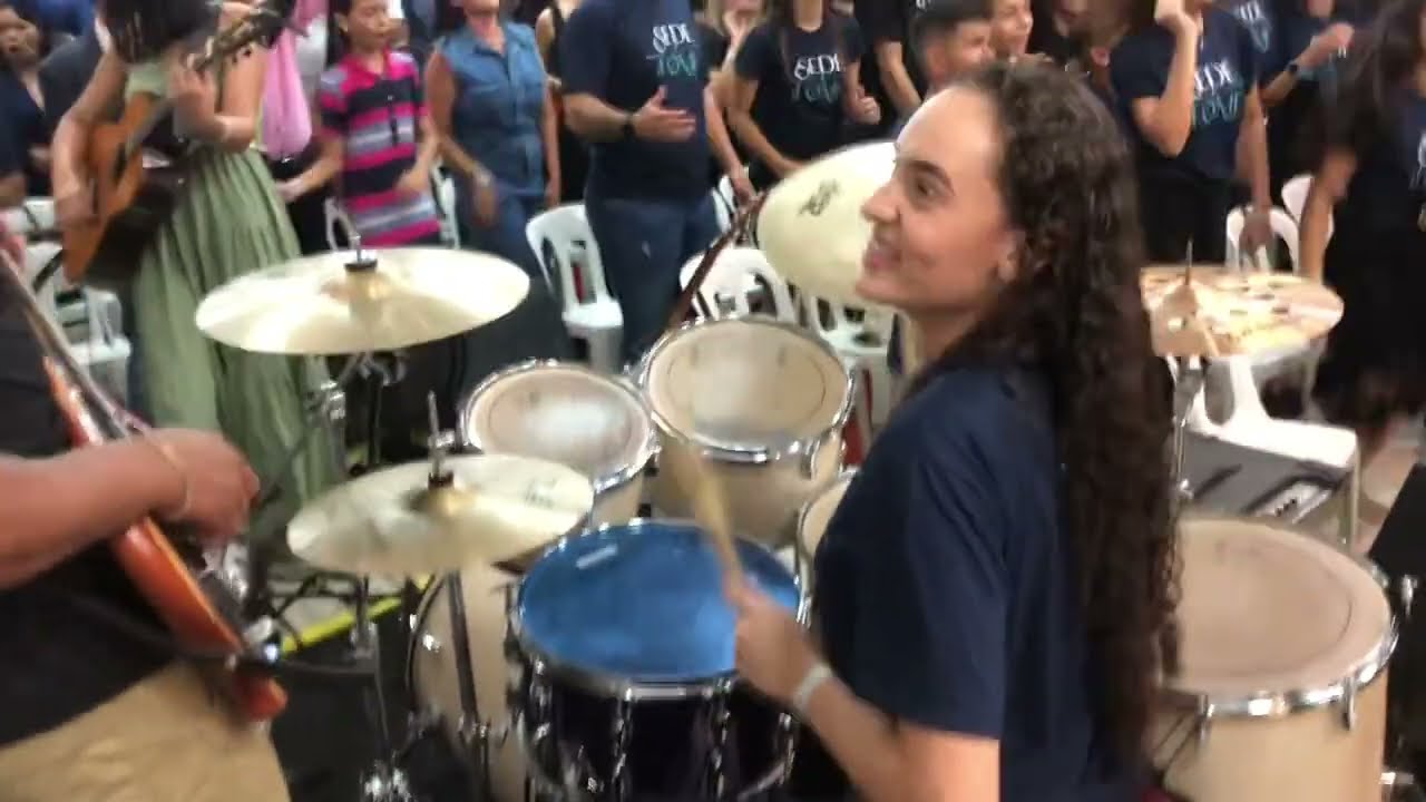 Vem me buscar + medley - tocando com Jefferson e Suellen (Conferência Sede e Fome)