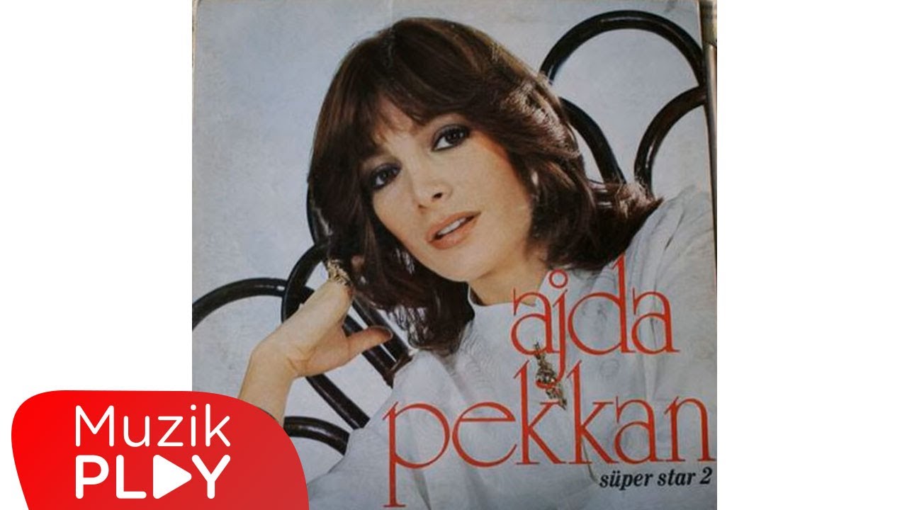 Ajda Pekkan  – Bir Köşede Yalnız (Official Audio)