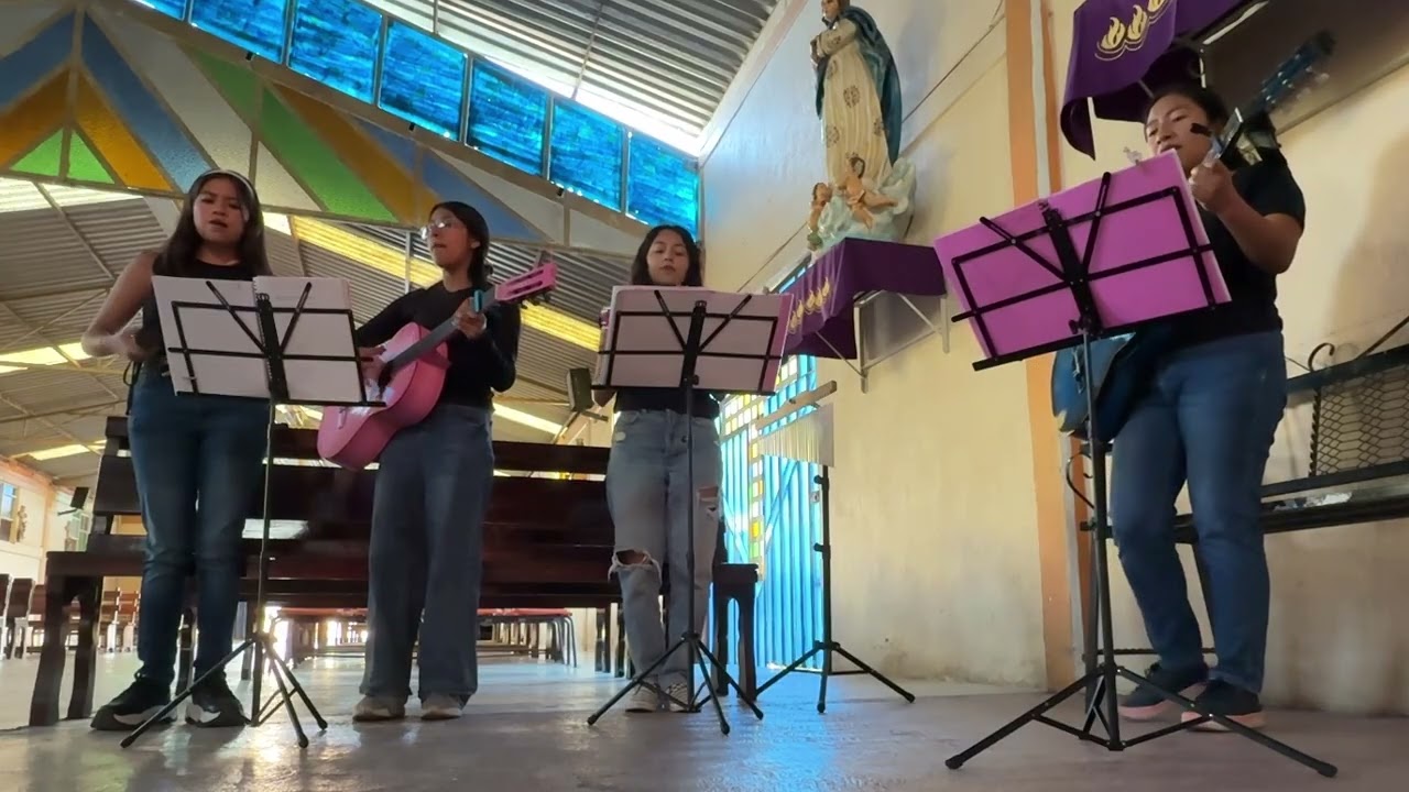 María Tú / canto y acordes