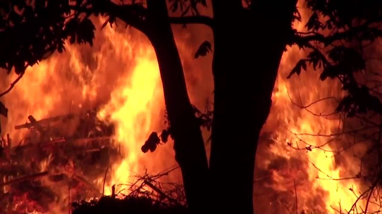 Osterfeuer 2014 in Reyershausen