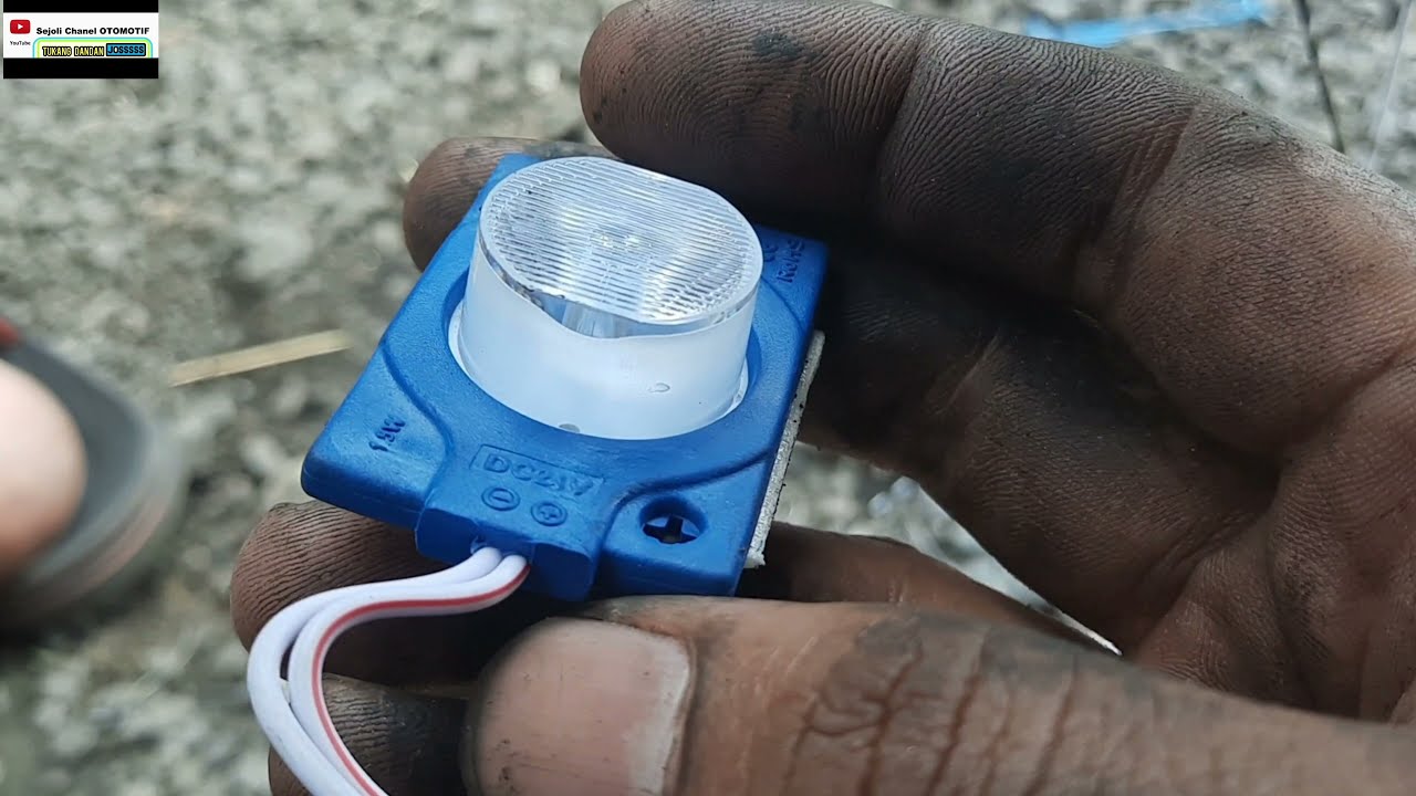 SEINDAH MUTIARA (sudah banyak sopir truk terpikat memasang lampu kolong seindah ini)