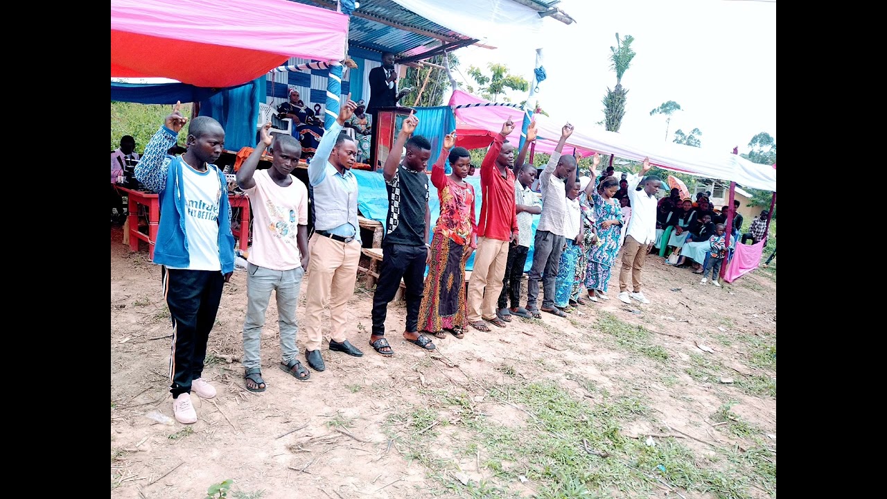 Anakuita yesuwasalama.choir Dieu mon sauveur cantine sda kananga RDC 