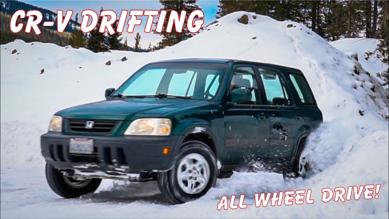 Snow Drifting a AWD Honda CR-V