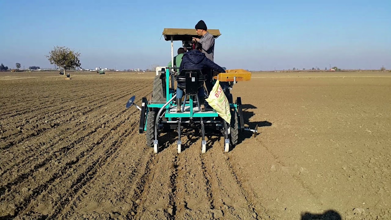 4 ROWS PLOT SEEDER