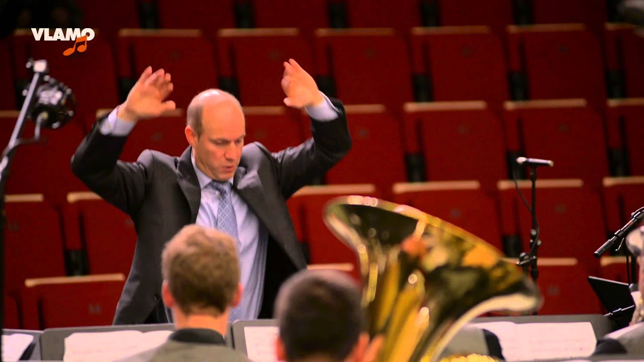 In Memoriam R.K. - Elgar Howarth door Brassband Bacchus